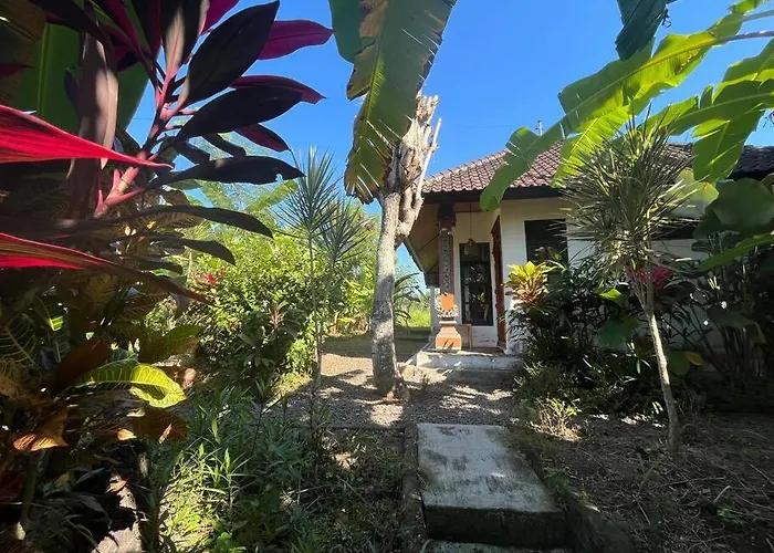 Ferienhaus Ariwigangga Banana Garden